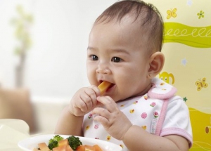 Làm sao để trẻ thèm ăn tự nhiên?